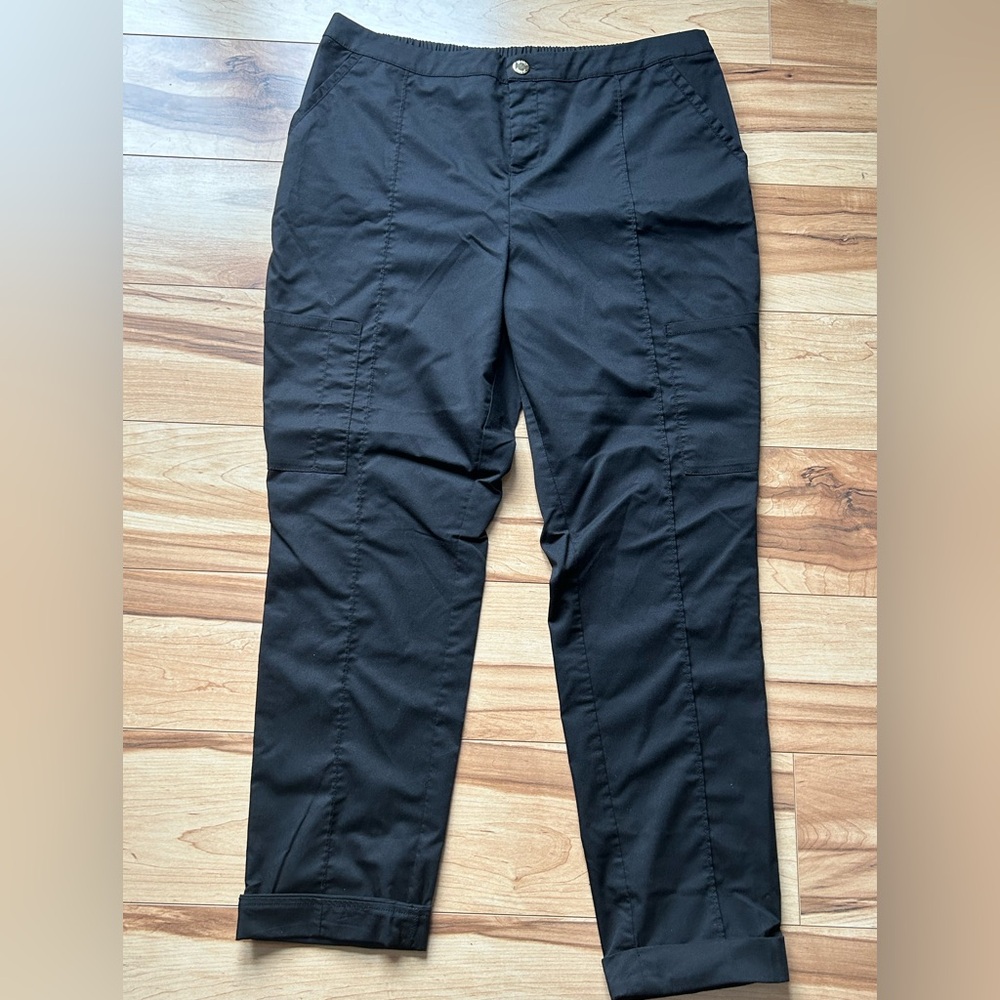 Jaanuu Women’s XL Black Cargo Scrub Pants